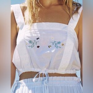 Lisa Says Gah Heidi Top Garden Embroidery